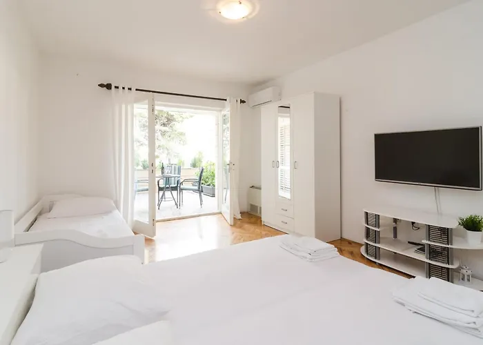House Apartments Ariva